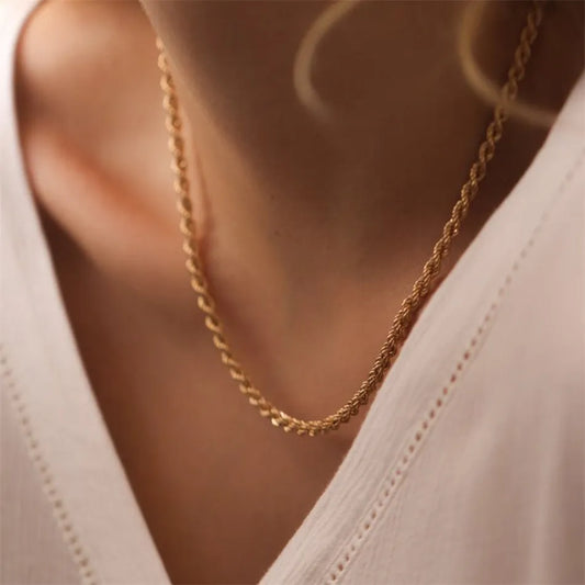 Gold twisted chain 4mm